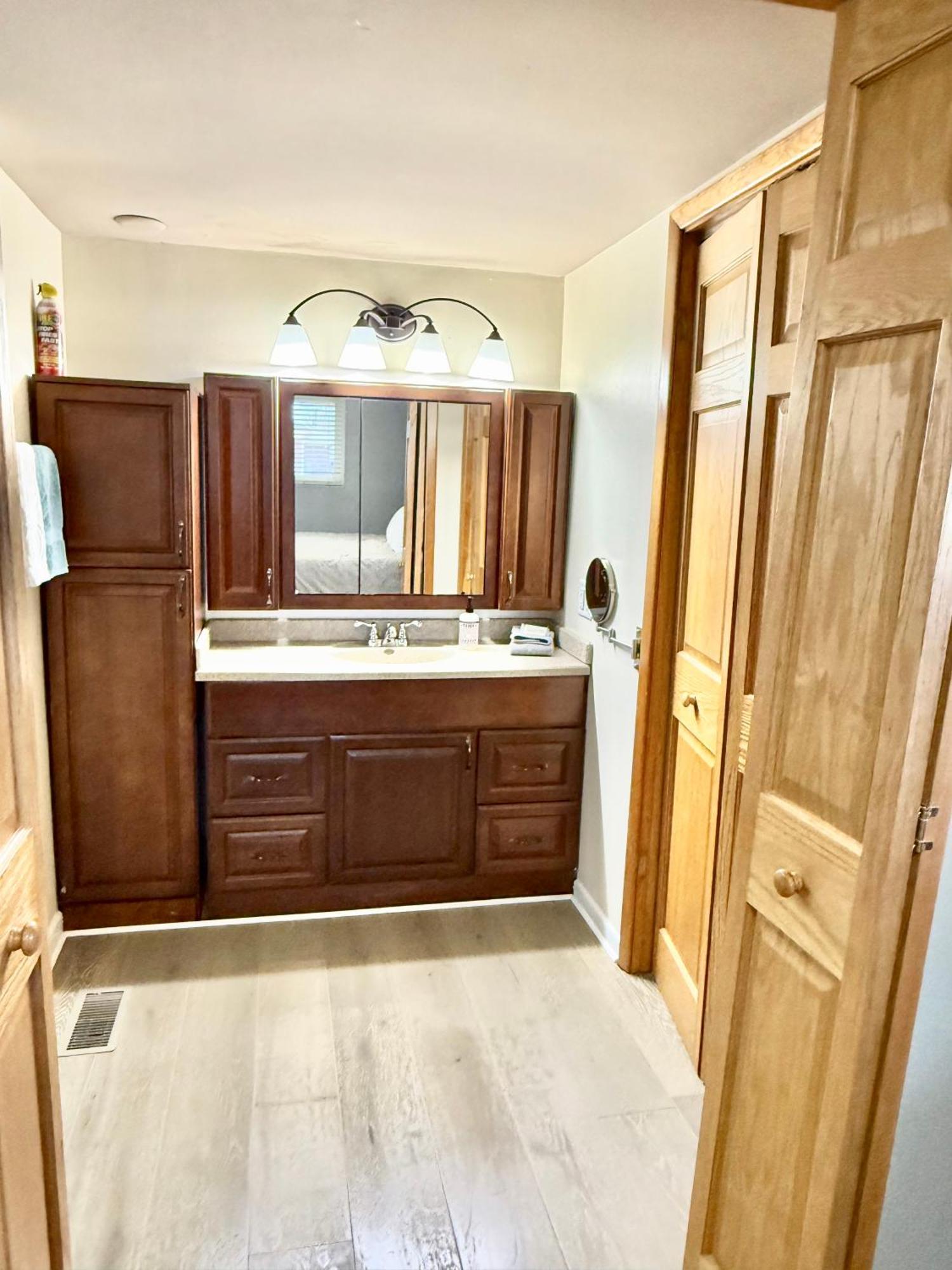 Delightful 3 Bedroom * Indianapolis