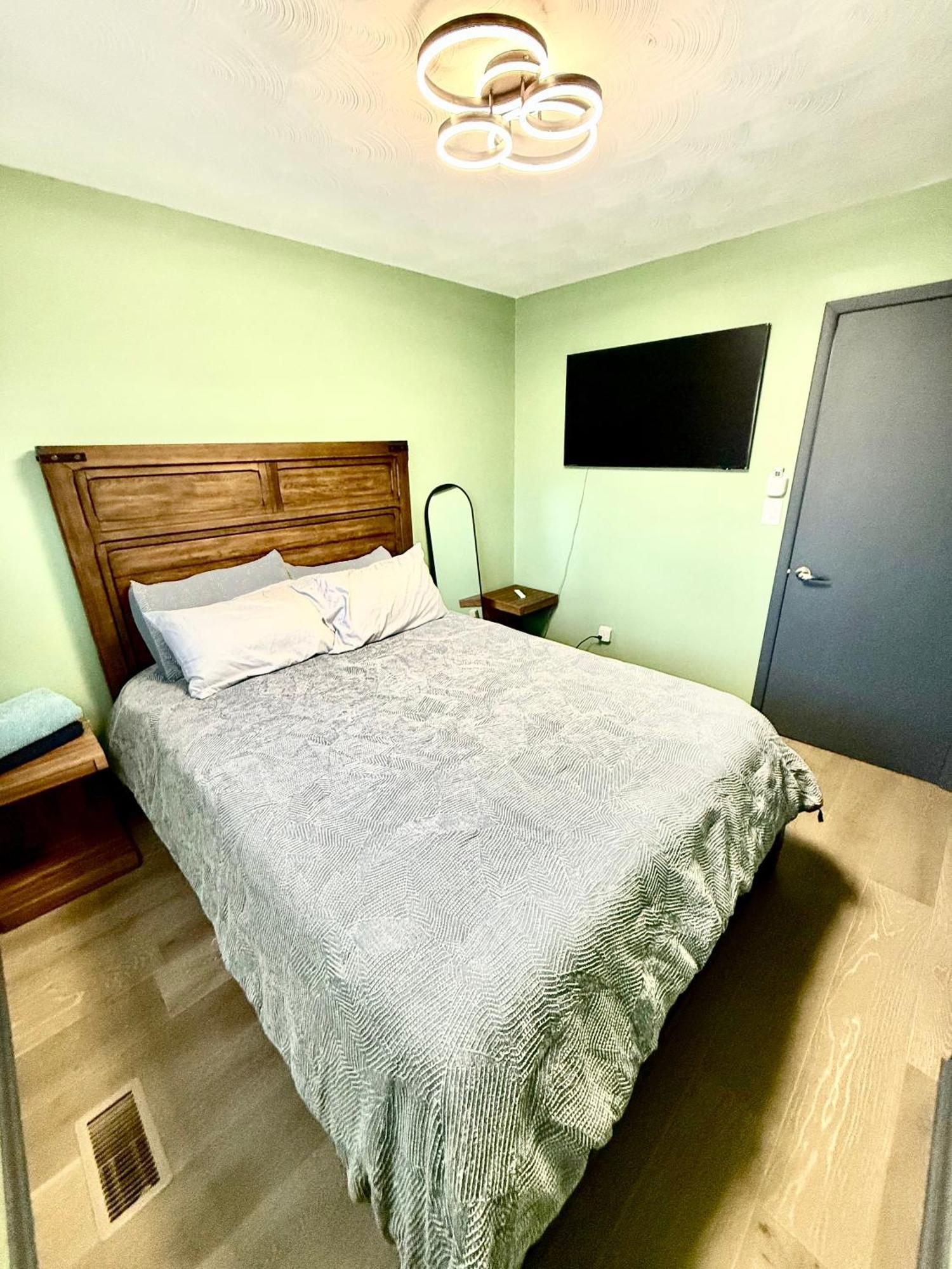 Delightful 3 Bedroom * Indianapolis